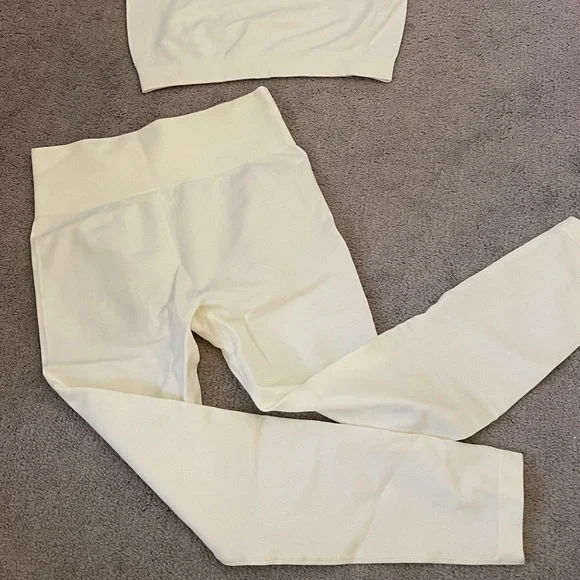 SHEIN Set - Picture 3 of 4